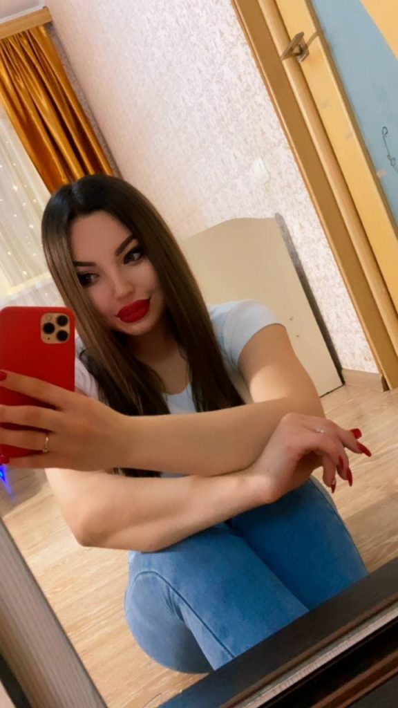 Проститутка Маша 20 лет, у метро Бухарестская  +7(981)037-36-37